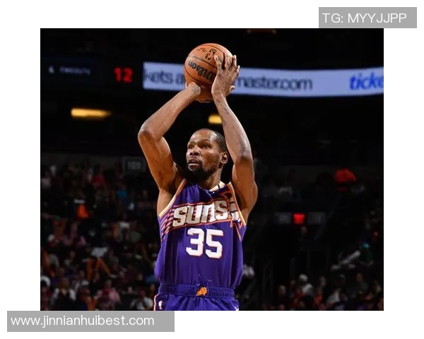 锡安半场表现抢眼高效得分8分2板2助展现实力 锡安半场表现抢眼高效得分8分2板2助展现实力