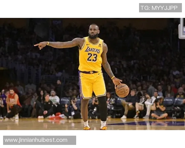 武圣期待詹姆斯再次换队展现精彩球风与职业生涯新篇章 武圣期待詹姆斯再次换队展现精彩球风与职业生涯新篇章