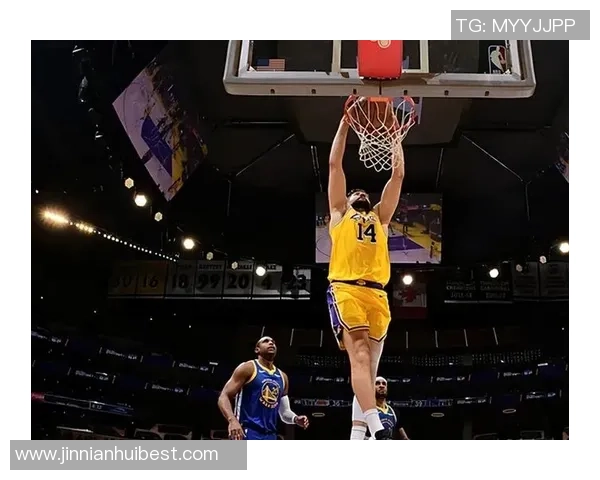 雷迪克谈勇士核心球员展现的冠军之心与成功秘诀